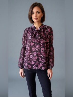 Sanctuary Black & Plum Floral Tie-Neck Blouse - style# CB2021H29 - sz Small